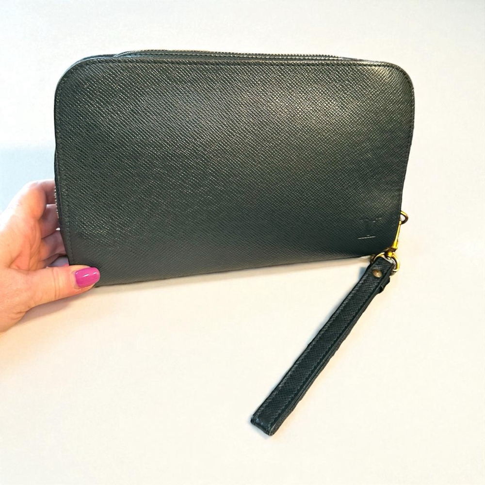 Louis Vuitton Dark Green Taiga Leather Clutch Wristlet